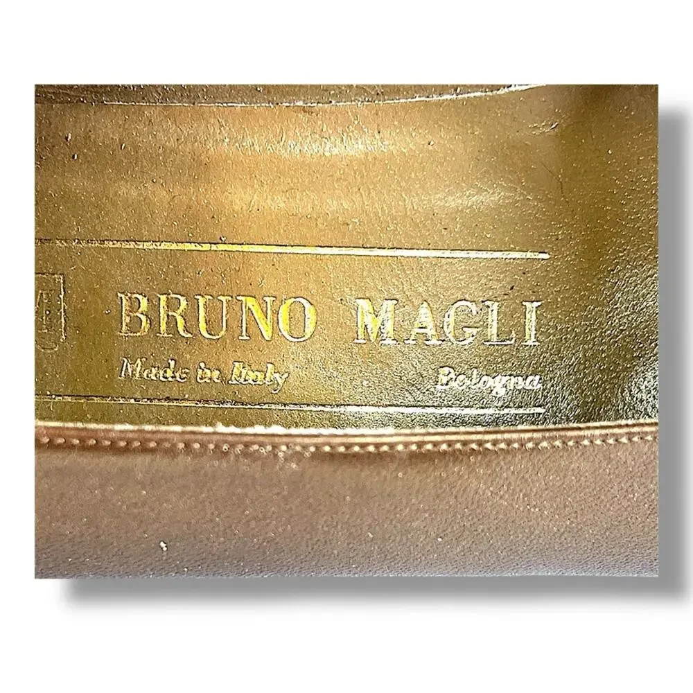 Bruno MAGLI Italian Bronze Leather Flats slight pointed Toe SZ 9AA or 9 AAAA?